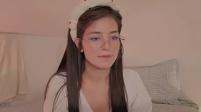 MysteriousOrbitt1 Show in webcam