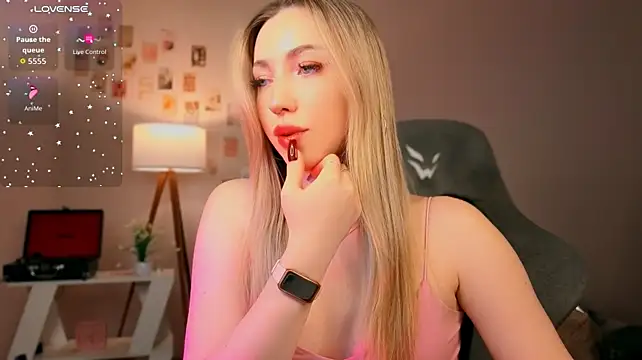 BellaLynny's Live XXX Chat