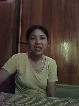 Lalaly_8x Show in webcam