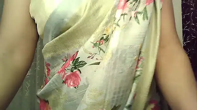 Spandana_Sweety Шоу с уебкамера