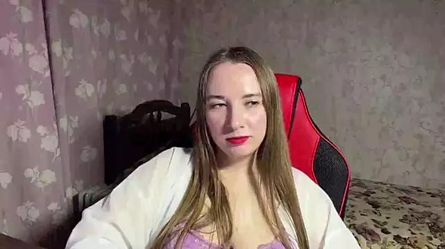 MeganHollyss Live XXX-chat