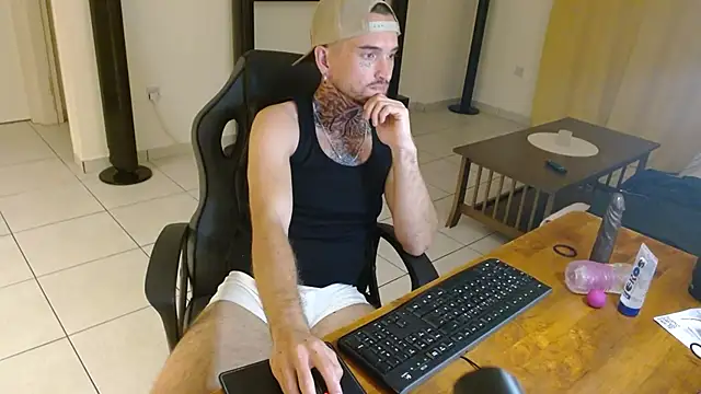 Webkamerová show adriano_phox