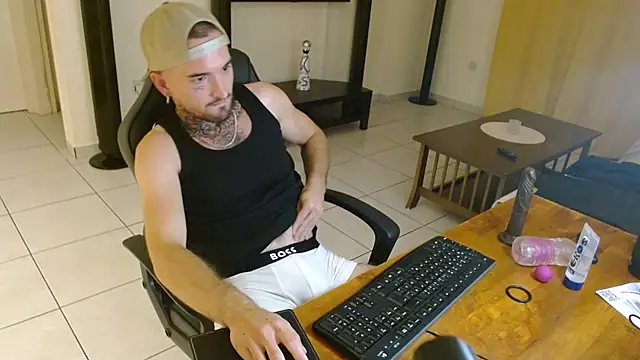 adriano_phox Webcam-Show