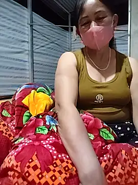 squirtpussy1x 在線直播表演