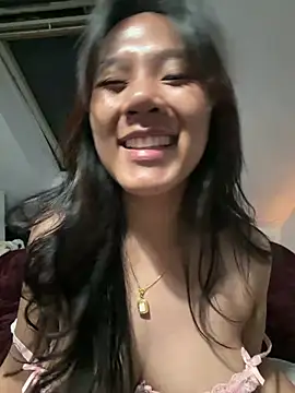 mia_teacupn Webbikameraesitys