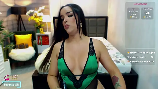 ThaliaSexGoddes Webcam Show