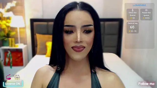 ThaliaSexGoddes Show in webcam