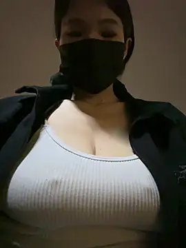 yuanyuanan Adlı Modelin Canlı XXX Sohbeti