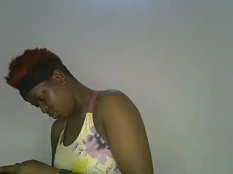Chat +18 de Queennmodell ao vivo