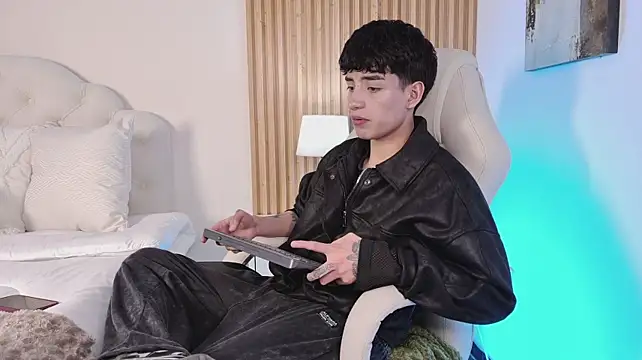 Filiph_Sterliingn Webbikameraesitys