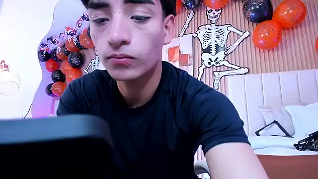 Filiph_Sterliing Pertunjukan Webcam