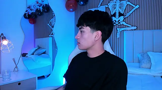 Show modela Filiph_Sterliing na web-kameri