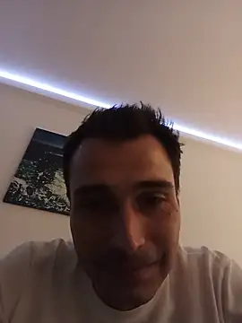 Show de dolcenick na webcam