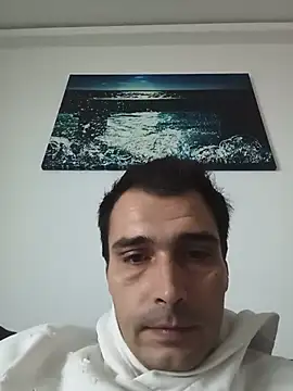 dolcenick: διαδικτυακό σόου στην κάμερα