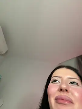 XXX chat uživo modela RogersLina