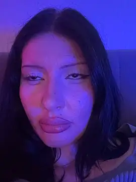 RogersLina's Live XXX Chat