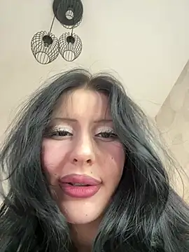 RogersLina XXX чат на живо