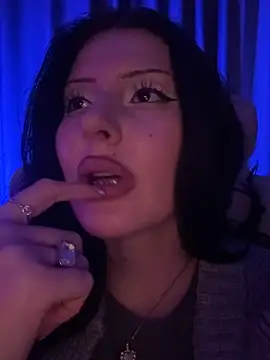 RogersLina's Live XXX Chat