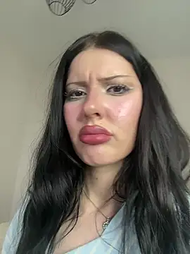 RogersLina's Live XXX Chat