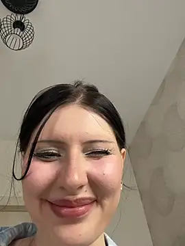 Chat +18 de RogersLina ao vivo