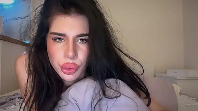 KarolineFoxy webcam show