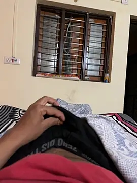 Bunty_Bottom_Ahmdabadd Show in webcam