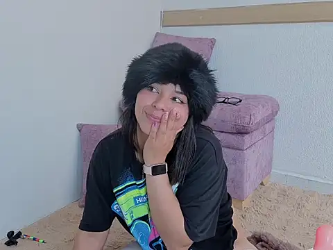 Offline XXX chat mia_lemarc