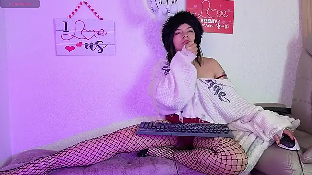 Chat +18 de mia_lemarc ao vivo