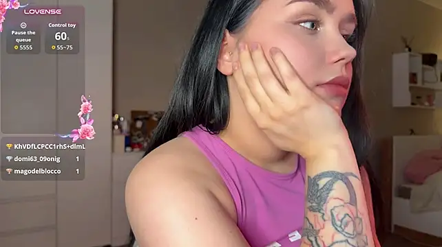 Živý XXX chat LolaRazee