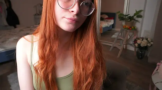 Gummymila Adlı Modelin Canlı XXX Sohbeti