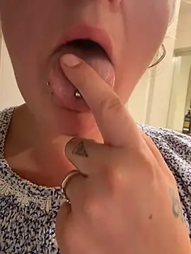 Czat XXX na żywo – D-rough4420