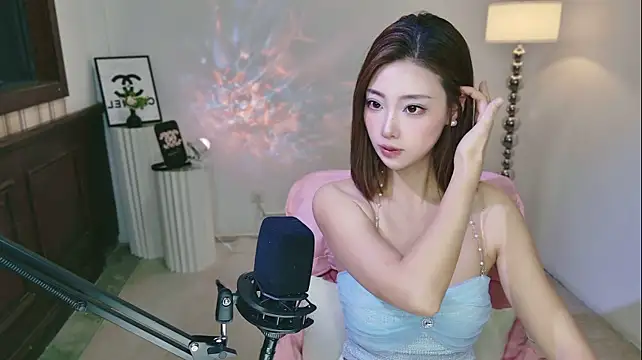 Xiaxia-1 网络视讯表演