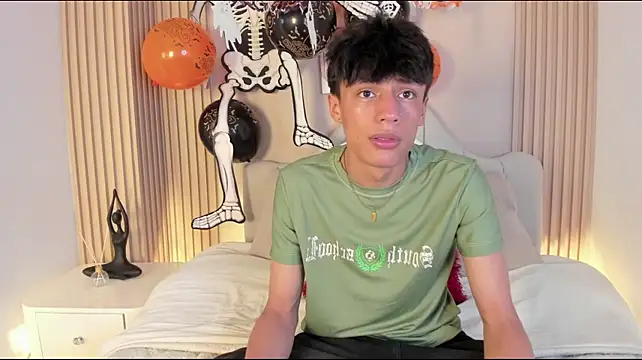 Im_Tian_'s Webcam Show