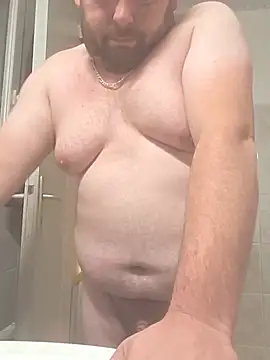 Ragnar-1820 Webcam show