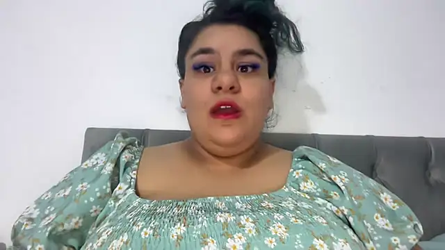 YourCurvyFantasy Webcam Show