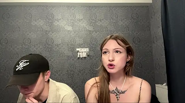 HornyChipsa's Webcam Show