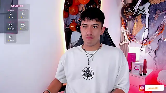 Show modela RyanClark_ na web-kameri
