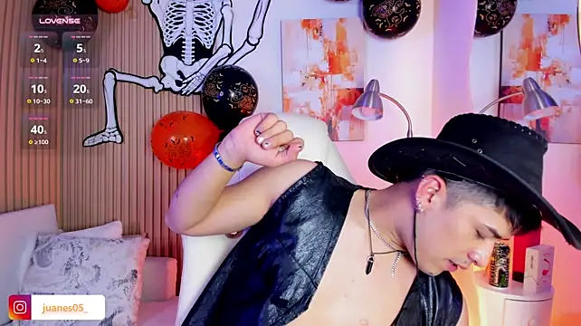 RyanClark_ Show in webcam