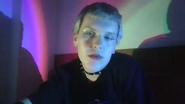 cute_tosha webcam show