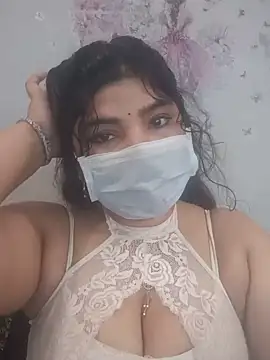 הופעת וובקאם של Your_Sanaa1
