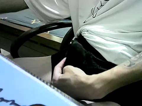 Ouo01 Pertunjukan Webcam