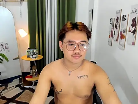GabinJuicyHugeCock webcam show