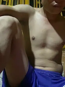Chillbiiii 网络视讯表演