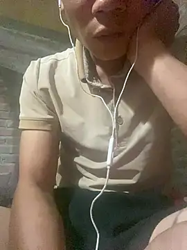 Chillbiiii 网络视讯表演