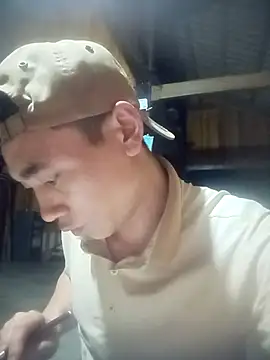 Chillbiiii 网络视讯表演