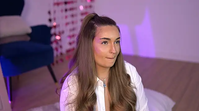 MillaSerene_ webcam show