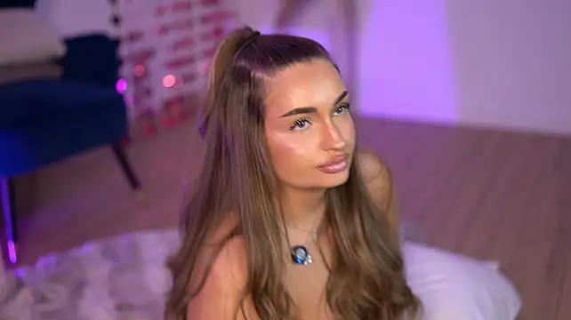MillaSerene_ Chat XXX in diretta