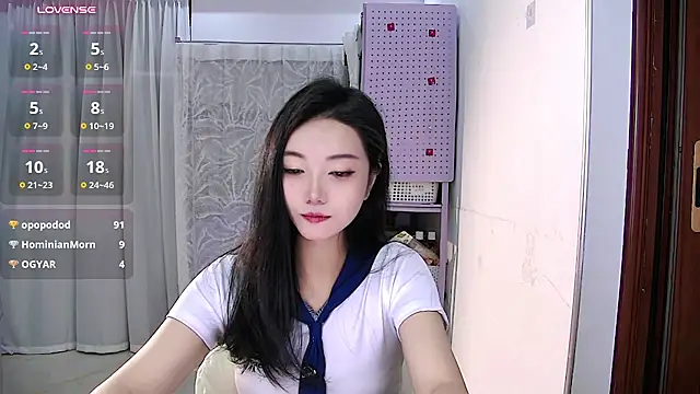 Eunice-3 Chat XXX in diretta