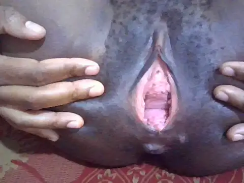 omphiibae's Webcam Show