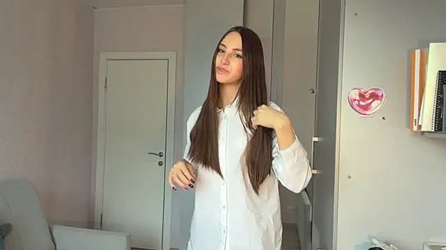 Show modela IngaNimon na web-kameri
